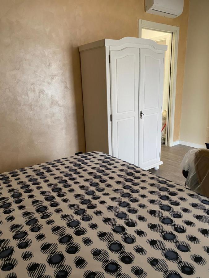 Casa Camilla Apartment มิลาน ภายนอก รูปภาพ